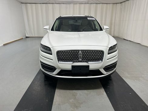 Used 2020 Lincoln Nautilus Reserve image 3