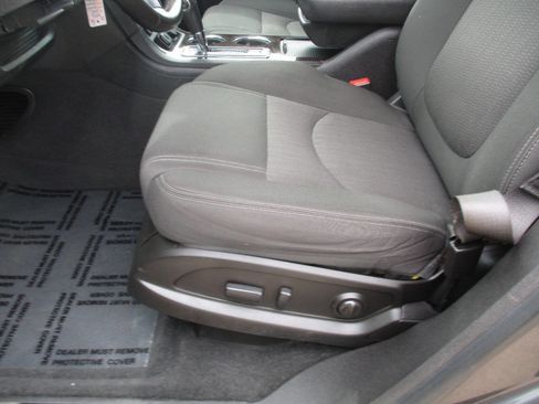 Used 2015 Chevrolet Traverse LT AWD/4WD image 11