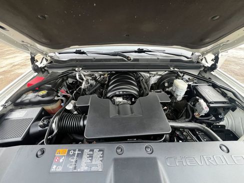 Used 2015 Chevrolet Suburban LTZ image 28