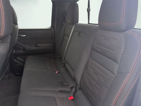 Used 2022 Nissan Frontier PRO-4X w/ Technology Package image 13