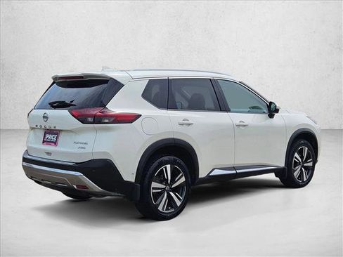 Used 2021 Nissan Rogue Platinum AWD/4WD image 5