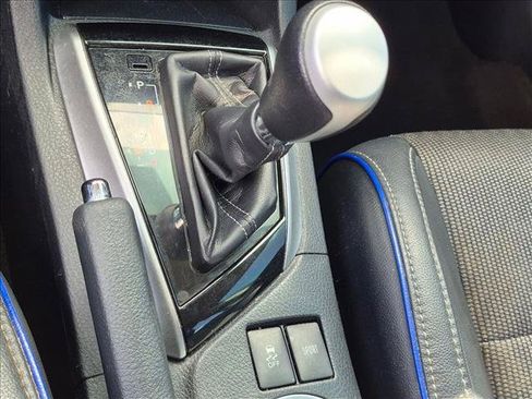 Used 2017 Toyota Corolla SE FWD image 11
