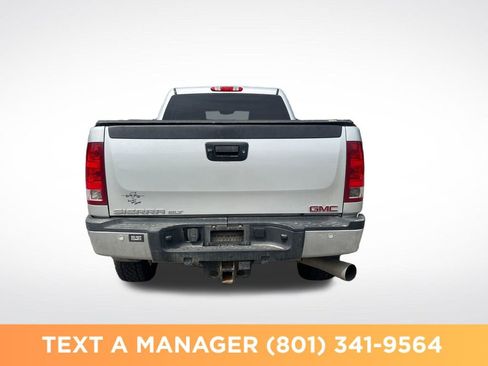 Used 2011 GMC Sierra 2500 SLT w/ SLT Convenience Package AWD/4WD image 4