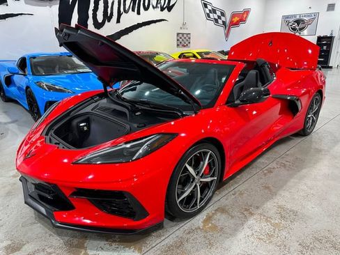 Used 2023 Chevrolet Corvette Stingray Preferred Conv w/ Z51 Performance Package RWD image 28