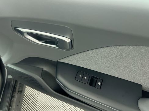 New 2025 Kia K4 EX image 32