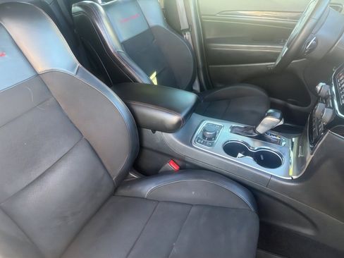 Used 2020 Jeep Grand Cherokee Trailhawk image 10