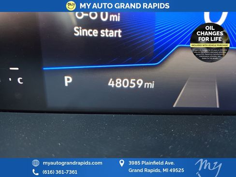 Used 2024 Volkswagen Tiguan SE AWD/4WD image 16