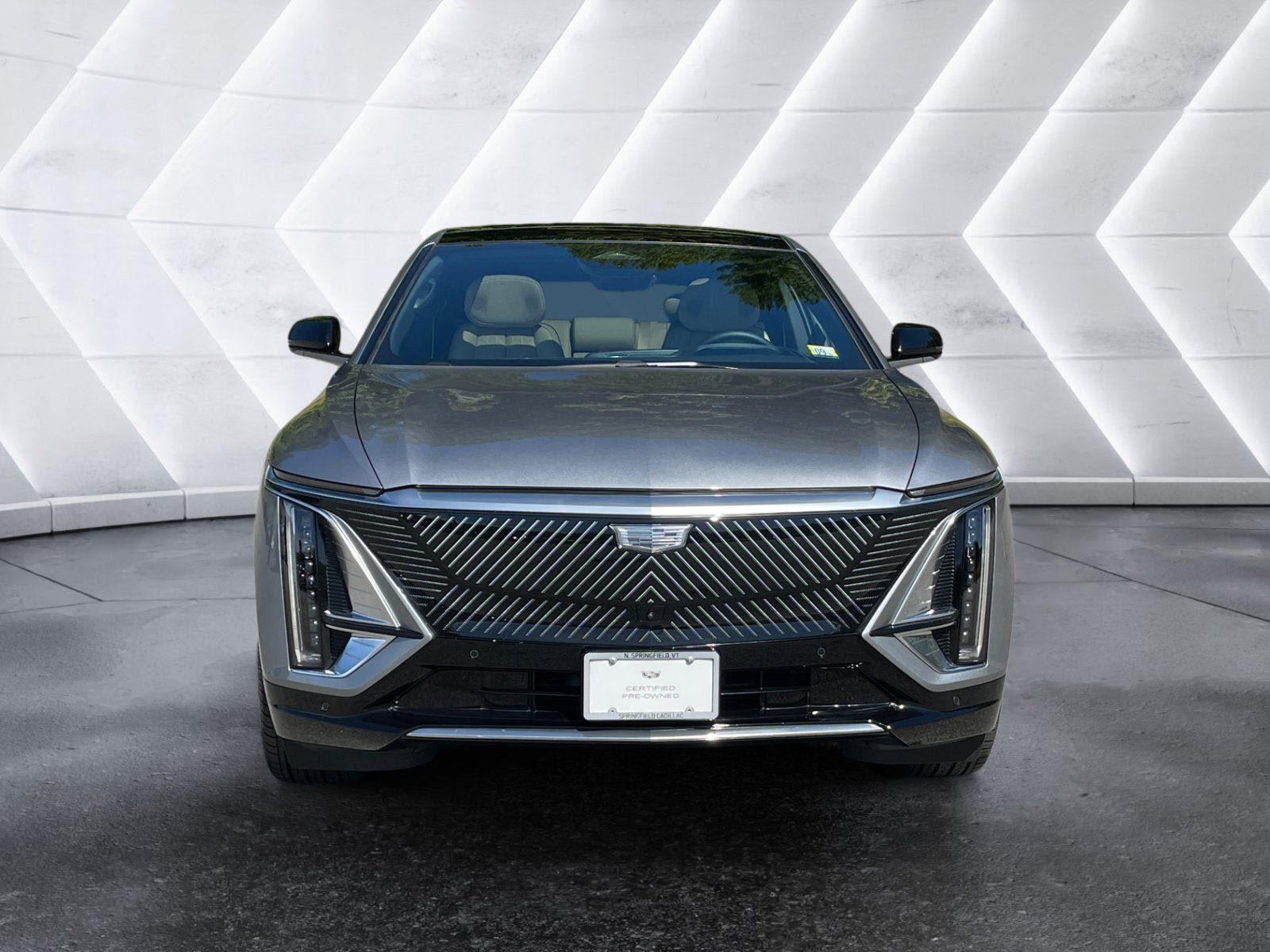 Certified 2026 Cadillac Lyriq Signature Luxury w/ Nappa Leather Package AWD/4WD image 9