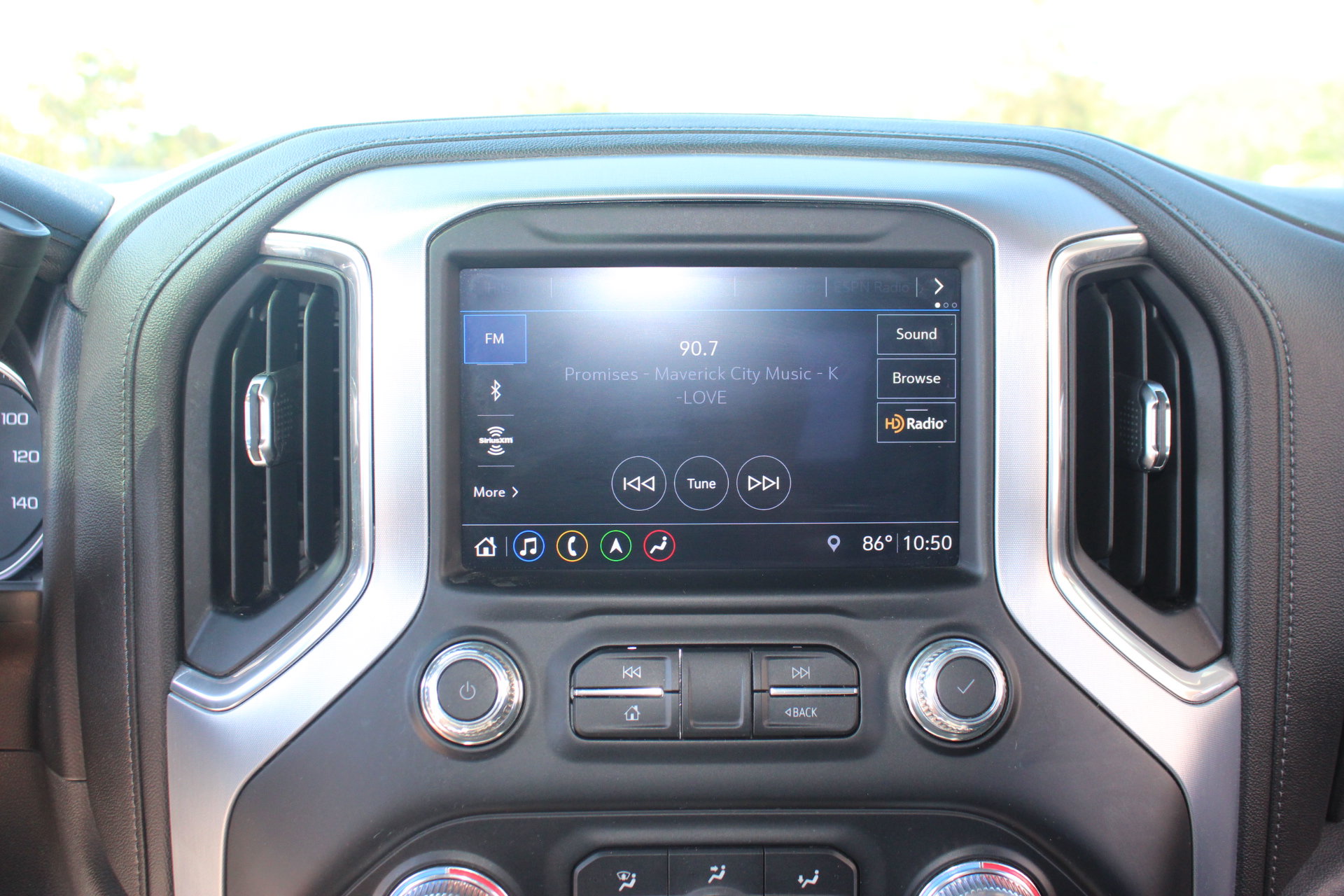 Used 2019 GMC Sierra 1500 SLT w/ SLT Premium Plus Package AWD/4WD image 21