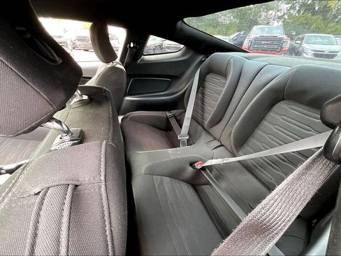 Used 2015 Ford Mustang Coupe RWD image 6