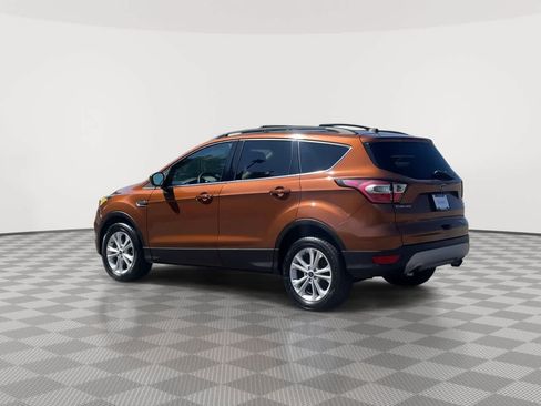 Used 2017 Ford Escape SE w/ Equipment Group 201A AWD/4WD image 6