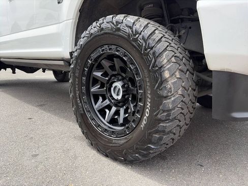 Used 2020 Ford F350 Platinum AWD/4WD image 14