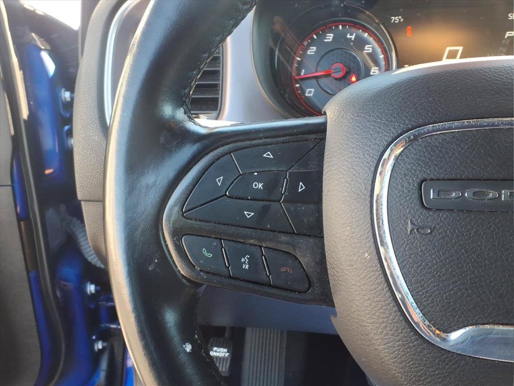Used 2022 Dodge Charger SXT w/ Blacktop Package RWD image 12