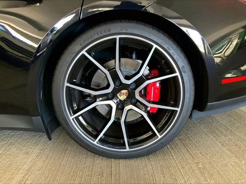 Used 2025 Porsche Taycan 4S AWD/4WD image 26