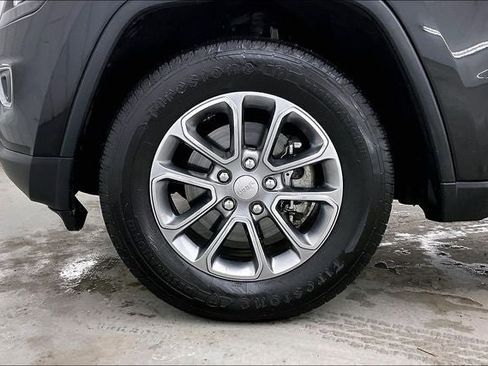 Used 2014 Jeep Grand Cherokee Limited w/ Trailer Tow Group IV image 10