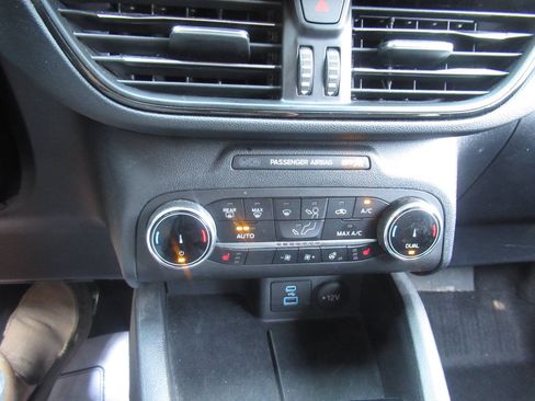 Used 2023 Ford Escape ST-Line AWD/4WD image 18