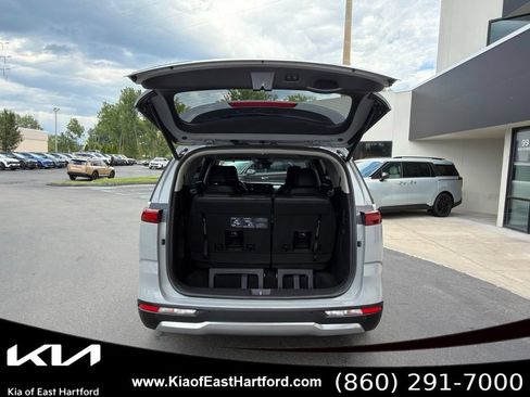 Used 2022 Kia Carnival SX FWD image 15