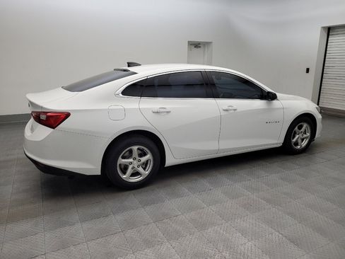 Used 2017 Chevrolet Malibu LS w/ LPO, Convenience Package 2 image 10