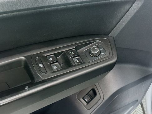 Used 2021 Volkswagen Atlas SE AWD/4WD image 17