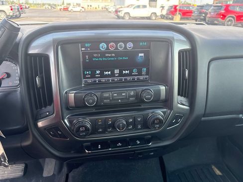 Used 2018 Chevrolet Silverado 1500 LT w/ All Star Edition AWD/4WD image 17