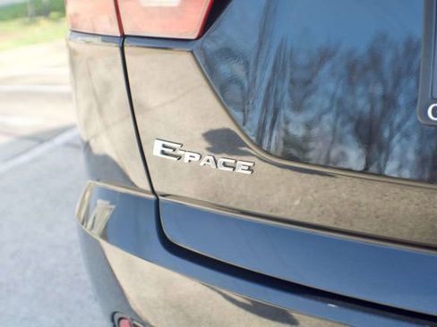 Used 2018 Jaguar E-PACE R-Dynamic S AWD/4WD image 16