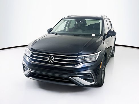Used 2024 Volkswagen Tiguan Wolfsburg Edition image 3