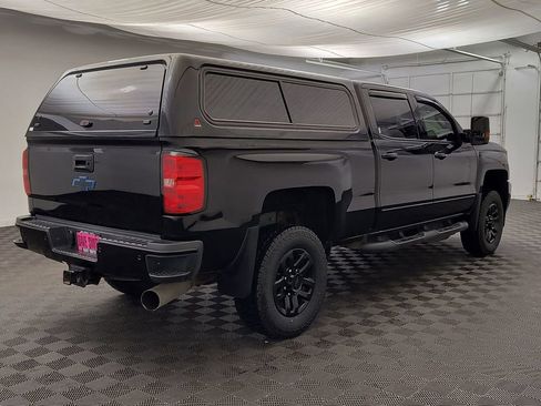 Used 2019 Chevrolet Silverado 2500 LTZ w/ Duramax Plus Package AWD/4WD image 9