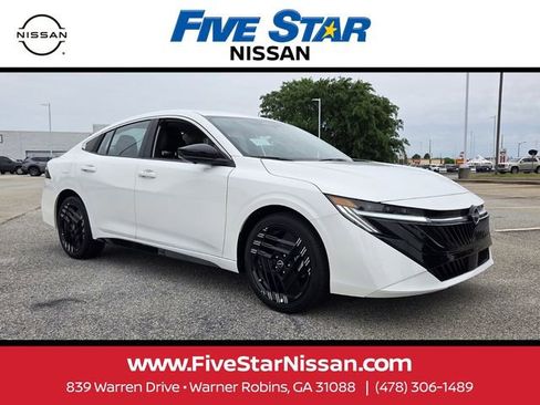 New 2026 Nissan Sentra SR w/ SR Premium Package FWD image 1