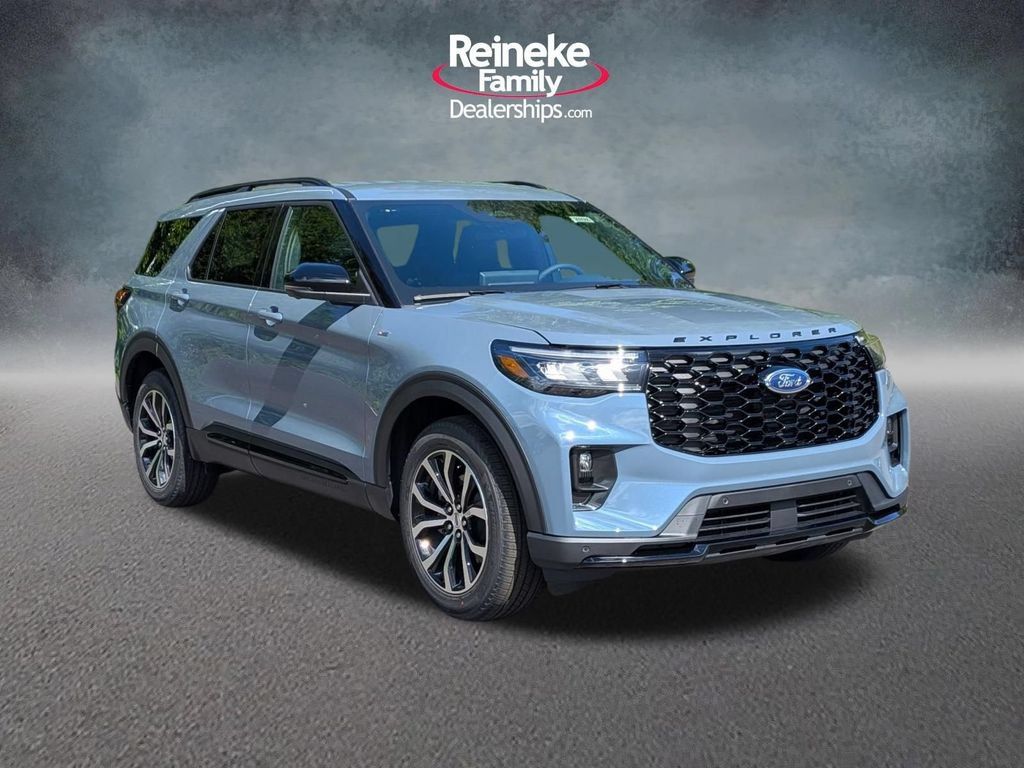 New 2026 Ford Explorer ST-Line AWD/4WD image 3