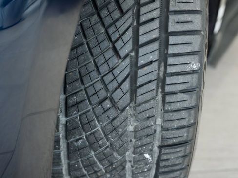 Used 2021 Ford Mustang Shelby GT500 w/ Technology Package image 29