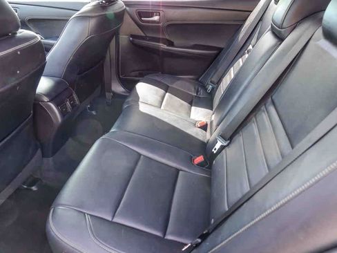 Used 2015 Toyota Camry XLE w/ Convenience Package image 17