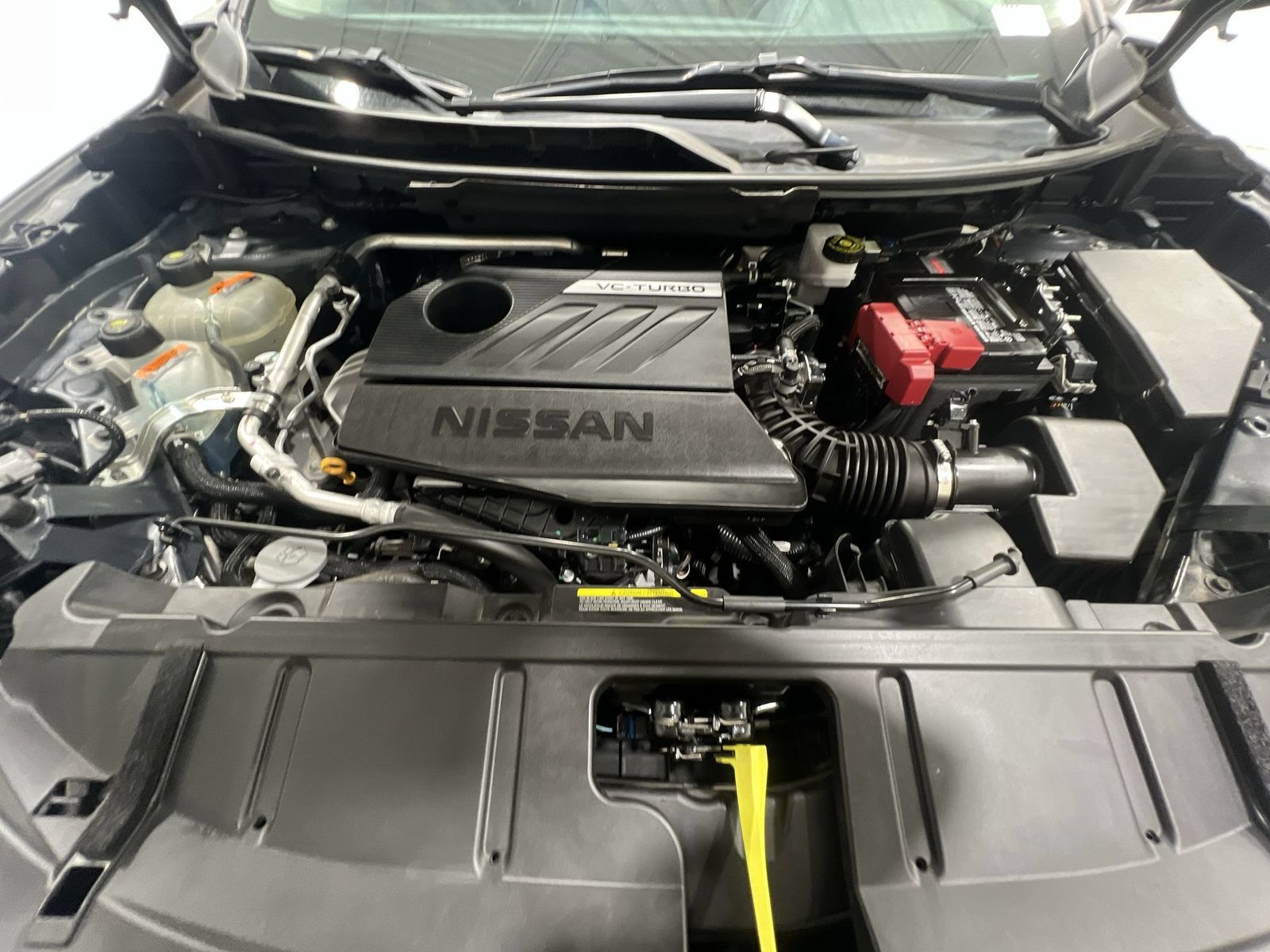 Used 2025 Nissan Rogue SV AWD/4WD image 24