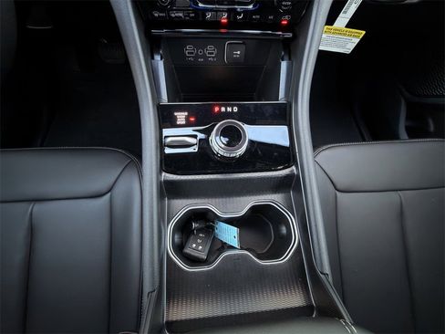 New 2025 Jeep Grand Cherokee Limited w/ Black Appearance Package image 17