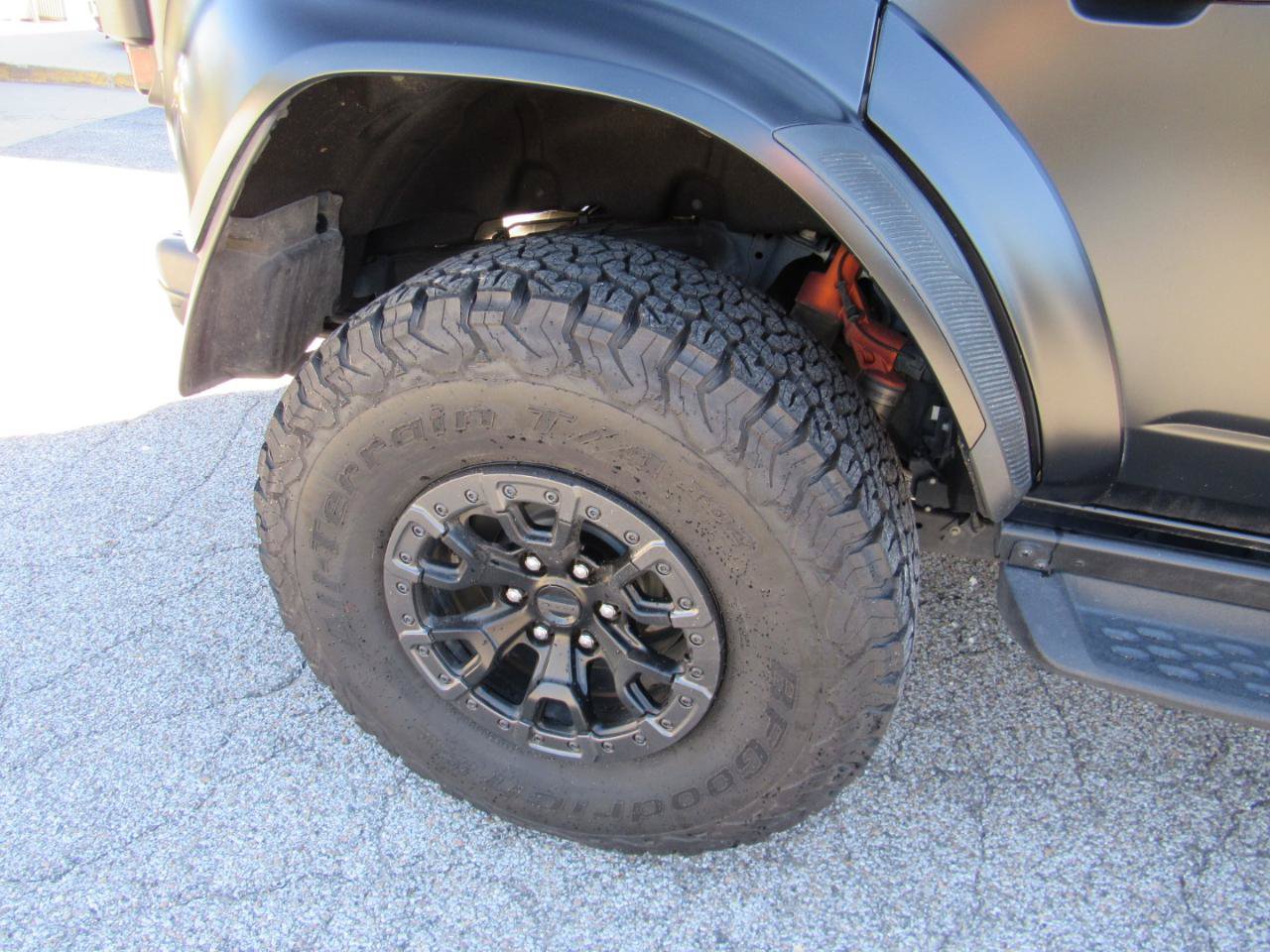 Used 2025 Ford Bronco Raptor w/ Interior Carbon Fiber Pack AWD/4WD image 4