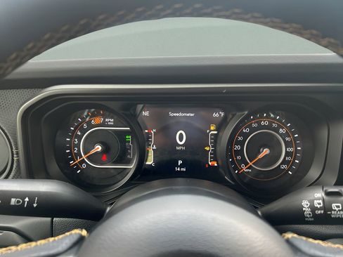 New 2025 Jeep Wrangler Unlimited Rubicon 392 image 14