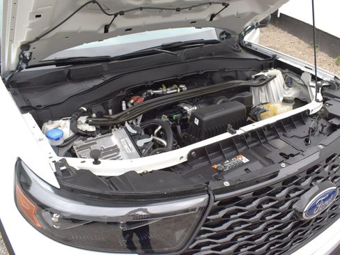 Used 2025 Ford Explorer 4WD Police Interceptor image 31