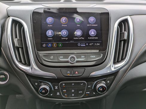 Used 2023 Chevrolet Equinox Premier AWD/4WD image 11
