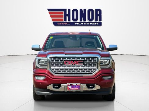 Used 2017 GMC Sierra 1500 Denali w/ Denali Ultimate Package AWD/4WD image 9