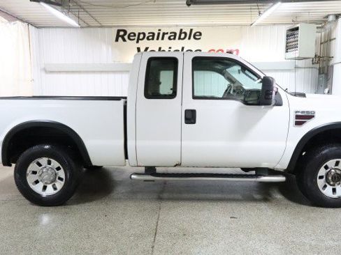 Used 2008 Ford F250 XLT image 4