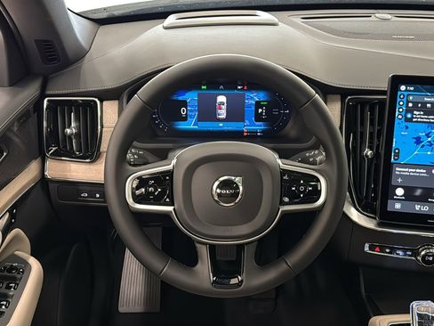 New 2026 Volvo XC90 T8 Ultra w/ Protection Package AWD/4WD image 12