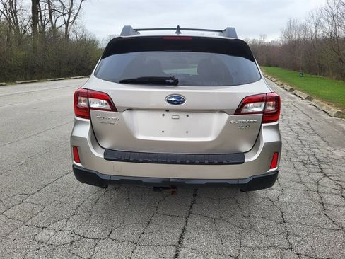Used 2016 Subaru Outback 3.6R Limited image 5