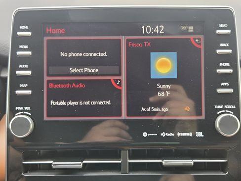 Used 2022 Toyota Avalon Limited FWD image 9