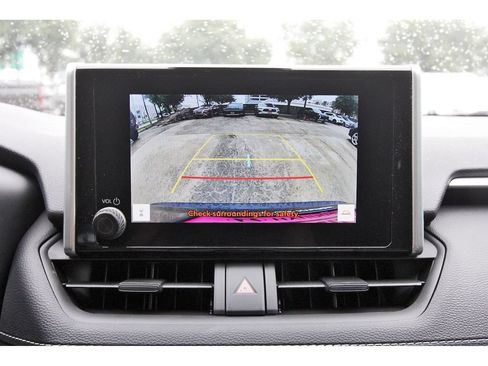 Used 2024 Toyota RAV4 XLE w/ Convenience Package FWD image 28