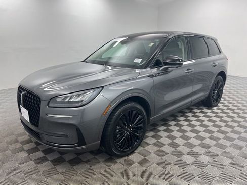 Certified 2023 Lincoln Corsair AWD w/ Equipment Group 101A image 3