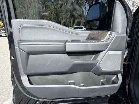 Used 2024 Ford F250 Lariat w/ Lariat Ultimate Package image 18