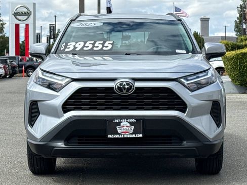 Used 2025 Toyota RAV4 XLE AWD/4WD image 11