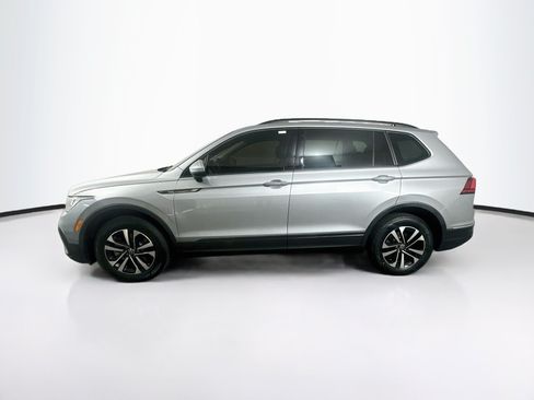 Used 2022 Volkswagen Tiguan S FWD image 4