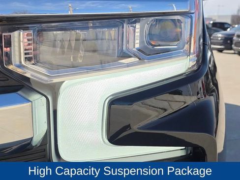 Used 2024 Chevrolet Silverado 1500 LTZ image 12