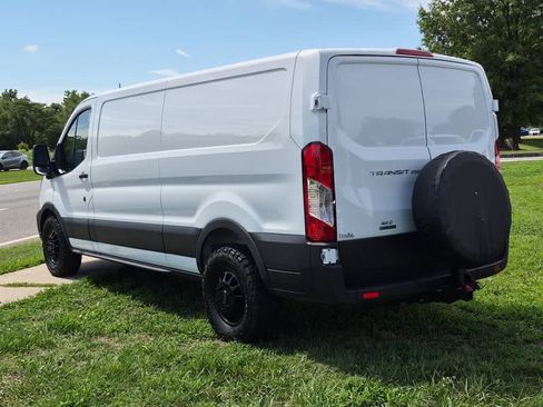 Used 2025 Ford Transit 250 Low Roof AWD w/ Load Area Protection Package image 4