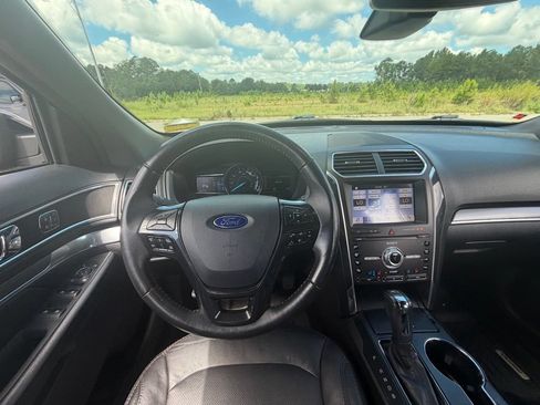 Used 2019 Ford Explorer Sport w/ Equipment Group 401A AWD/4WD image 19